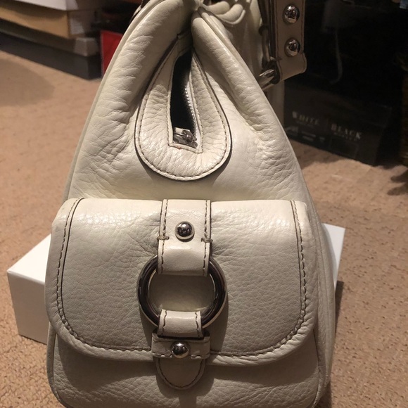 BANANA REPUBLIC big 💯 leather bag - Picture 2 of 5